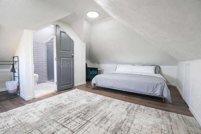 Building Photo - 3004 Marcy St