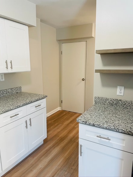 Building Photo - 1612 S Madison St