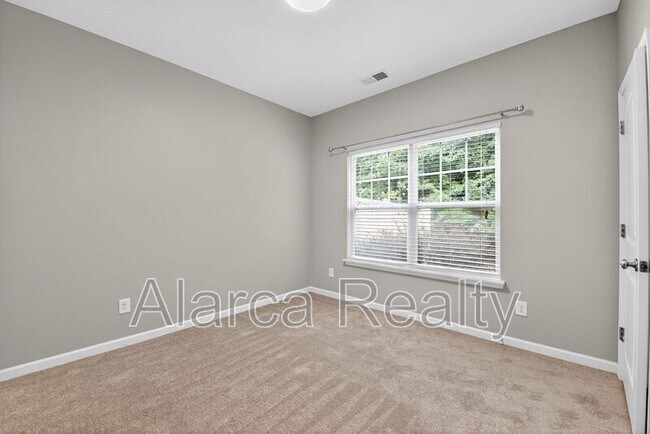 Building Photo - 13917 Singleleaf Lane