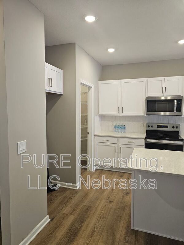 Building Photo - 17451 Tucker St