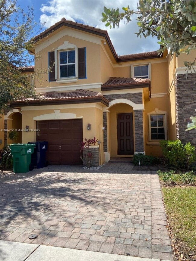 Building Photo - 8728 NW 113th Ct
