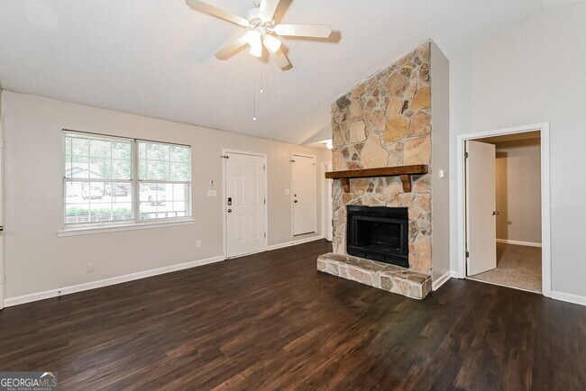 Building Photo - 5348 Kirk Dr