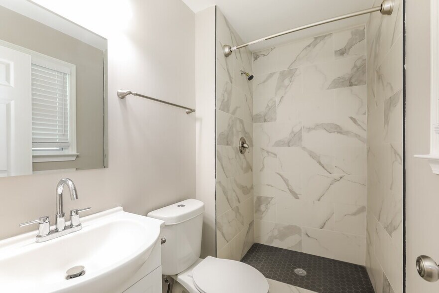 Building Photo - 1316 Candlelite Ln