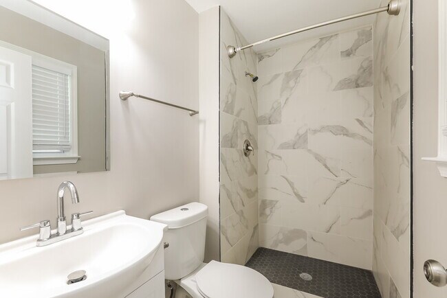 Building Photo - 1316 Candlelite Ln