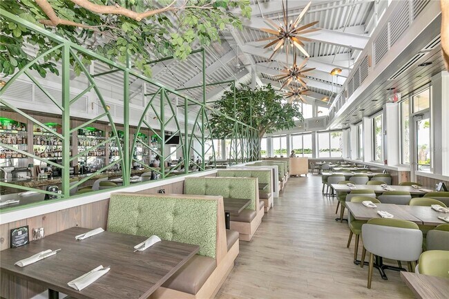 Building Photo - 12655 Wellen Golf St