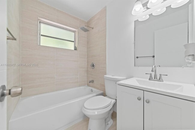 Building Photo - 2457 NE 183rd St