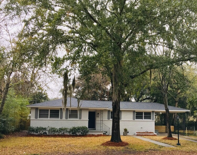 Building Photo - 5087 Pittman St