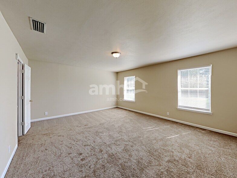 Building Photo - 4489 Lavergne Couchville Pike