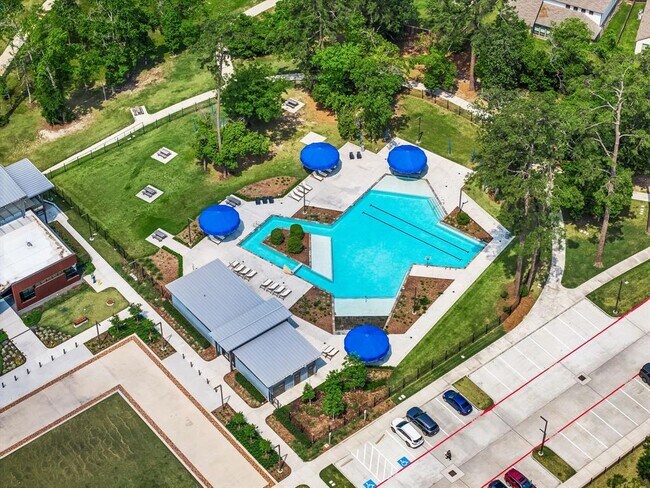 Building Photo - 1193 Stillwater Pond Dr