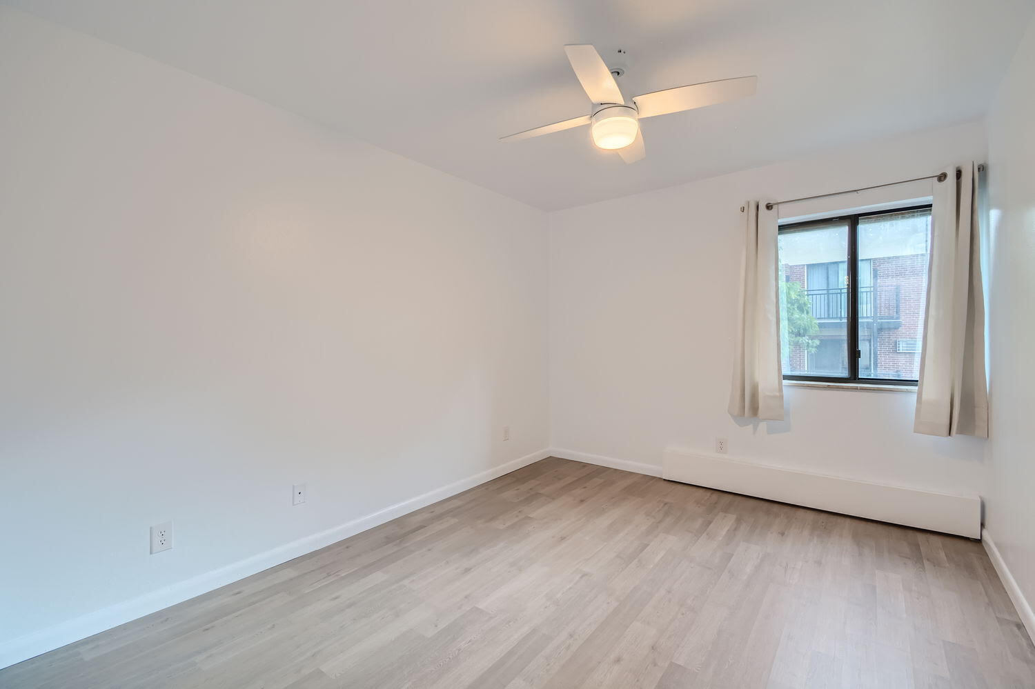 Building Photo - 5995 W Hampden Ave