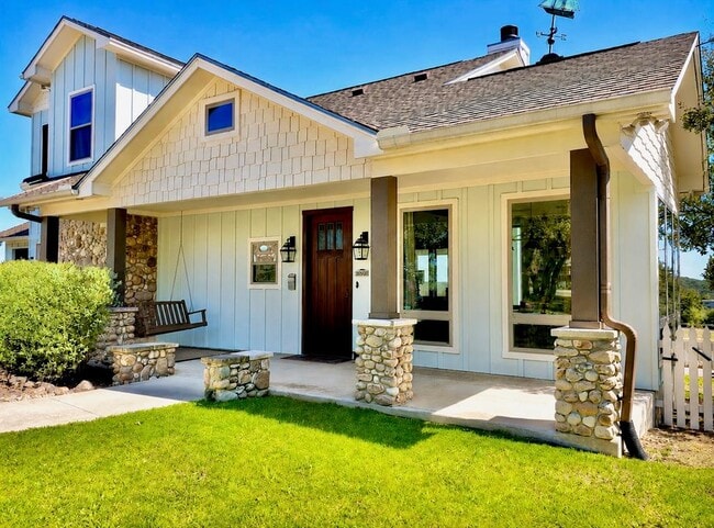 Building Photo - 1009 Lauder Dr