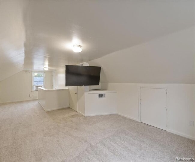 Building Photo - 2017 Harding Ave