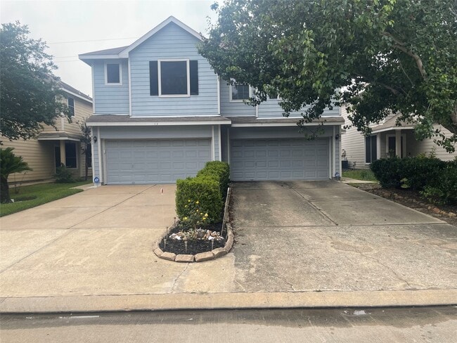 Building Photo - 5815 Vinemont Ln