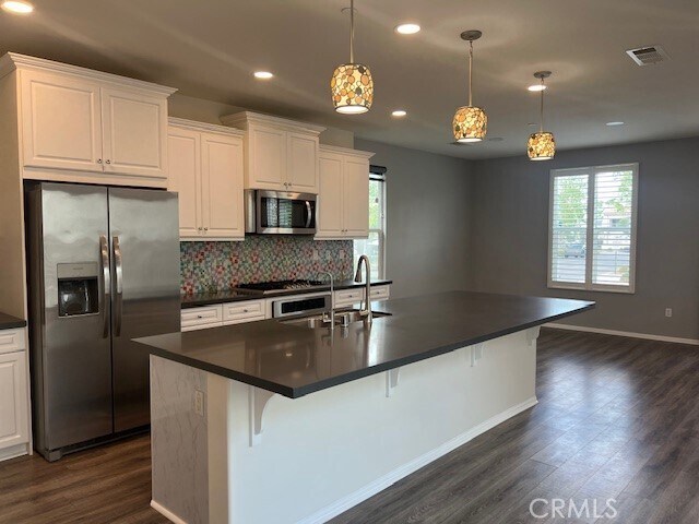 Building Photo - 232 Cultivate