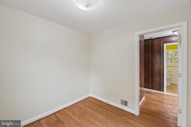 Building Photo - 6716 Conley Rd