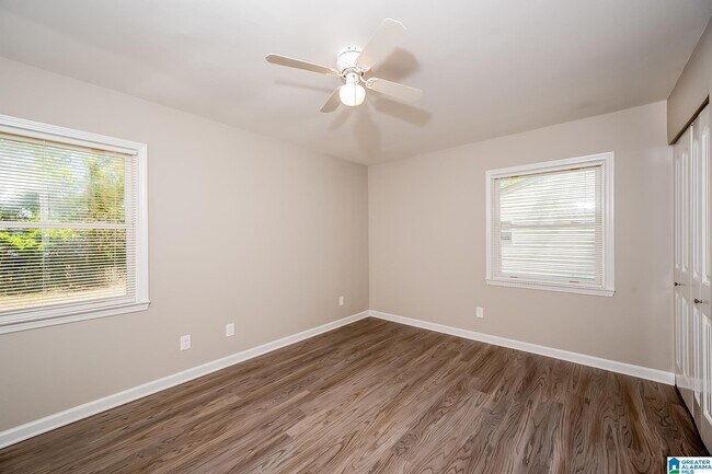Building Photo - 1112 Kawanda Ln