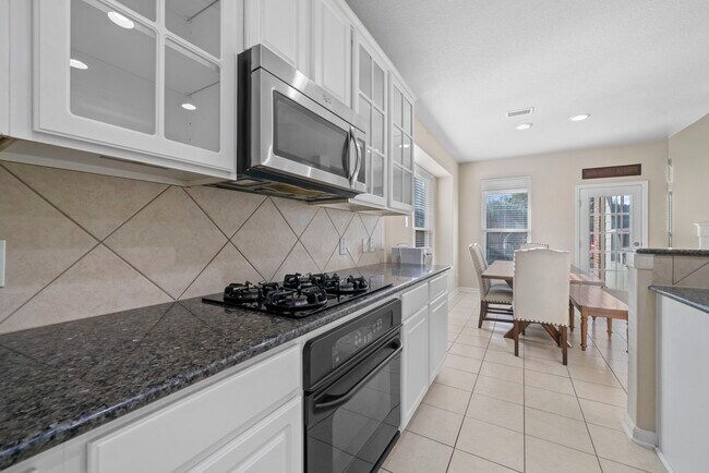 Building Photo - 9431 Thurber Ridge Dr