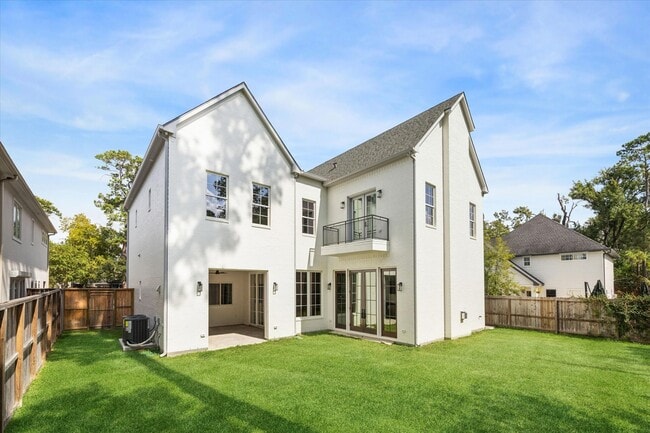 Building Photo - 7203 Tickner St