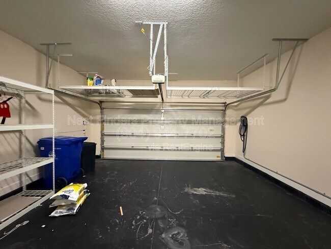 Building Photo - 214 Starlis Pl