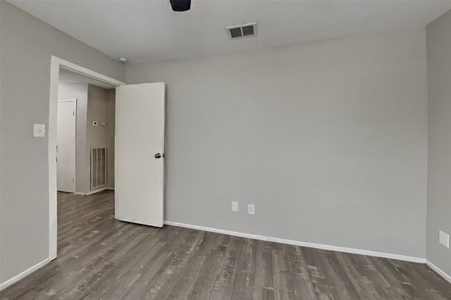 Building Photo - 18319 Autumn Trails Ln