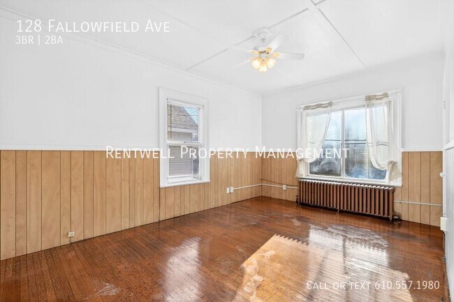 Building Photo - 128 Fallowfield Ave