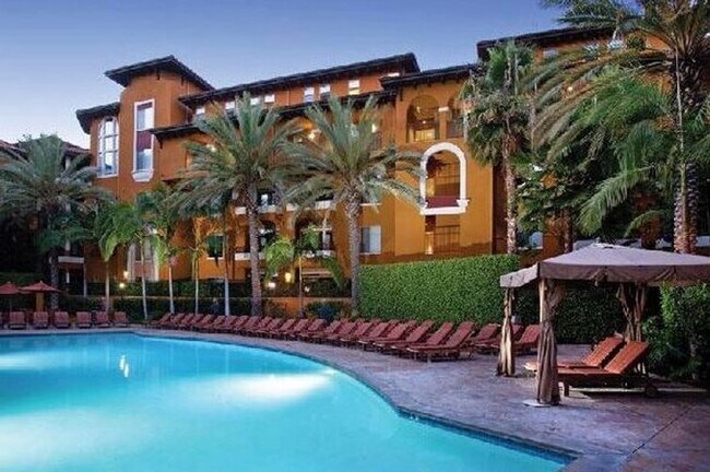 Building Photo - 344 Hauser Blvd