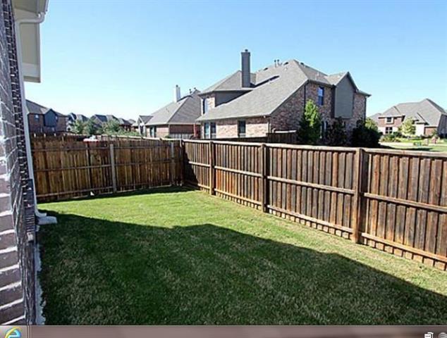Building Photo - 421 Sagewood Ct