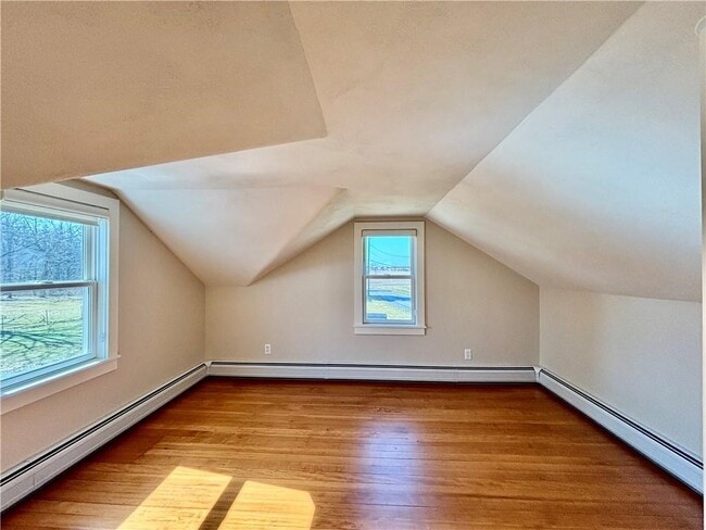 Building Photo - 5667 Dunning Ave