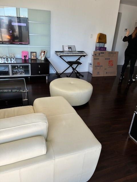 Building Photo - 2750 NE 183rd St