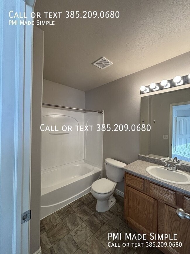 Building Photo - 2138 Lodge Pole Dr