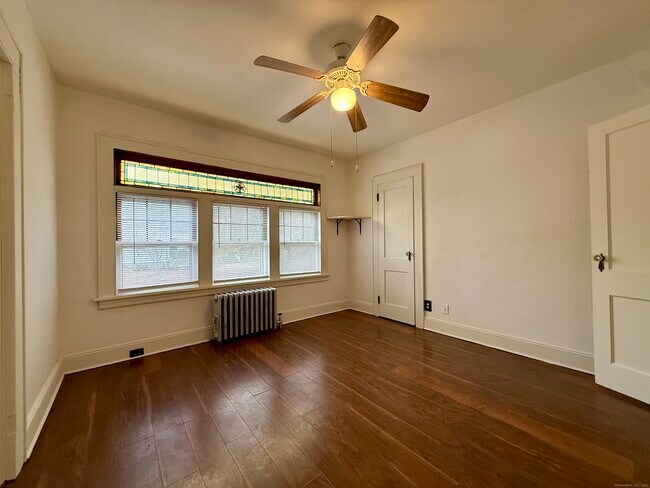 Building Photo - 43 Concord St