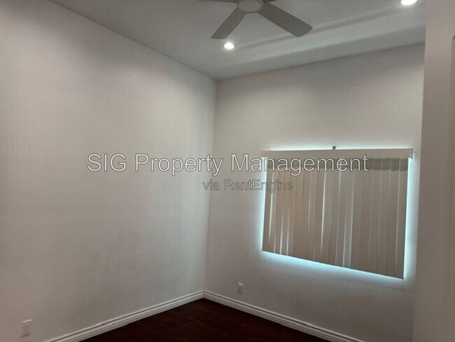Building Photo - 7747 Valmont St