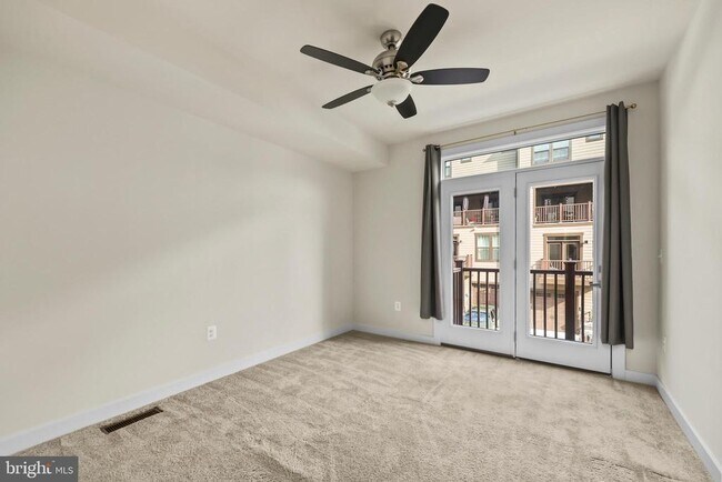 Building Photo - 1733 Dunnington Pl