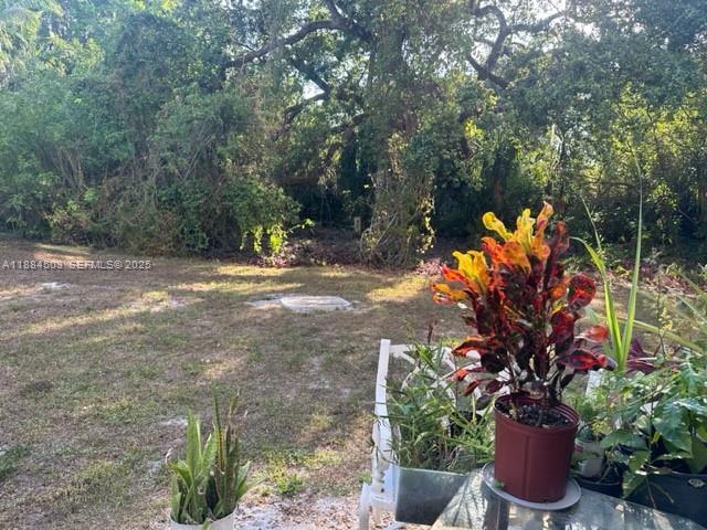 Building Photo - 9450 Live Oak Pl