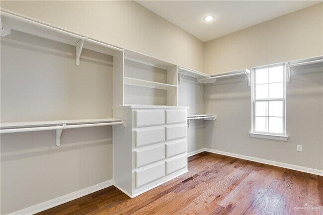 Building Photo - 24 Ensenada Ave