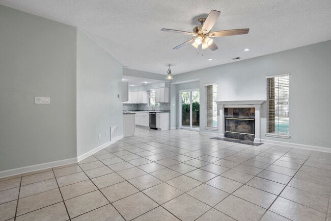 Building Photo - 9524 Pointe Aux Chenes Rd