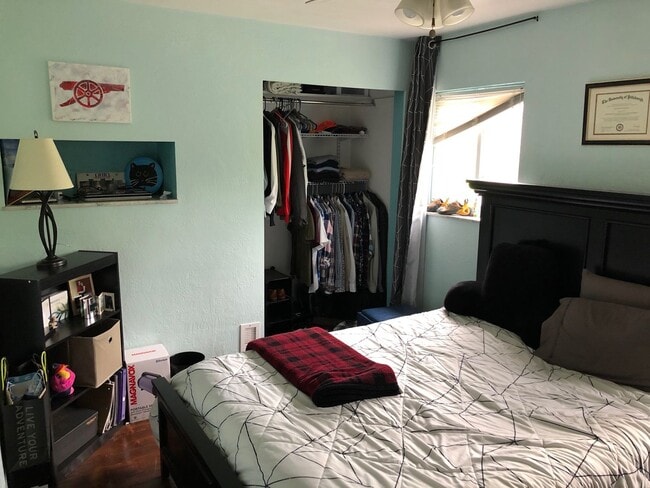 Building Photo - 102 s 126th