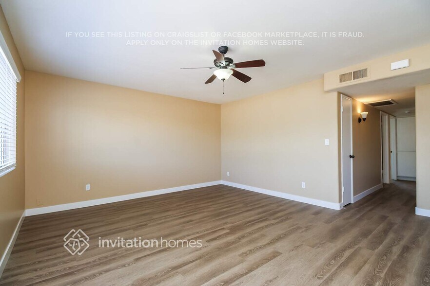 Building Photo - 51 E 8th Dr