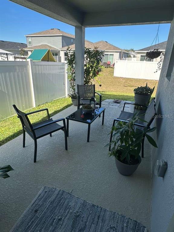 Building Photo - 1027 Papaya Cir.