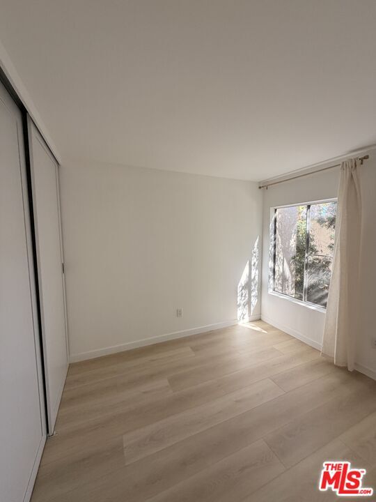 Building Photo - 18350 Hatteras St