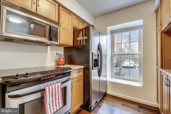 Building Photo - 2066 Derby Ridge Ln