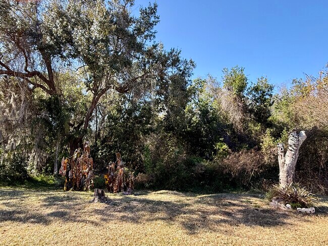 Building Photo - 3046 Bay Laurel Cir N