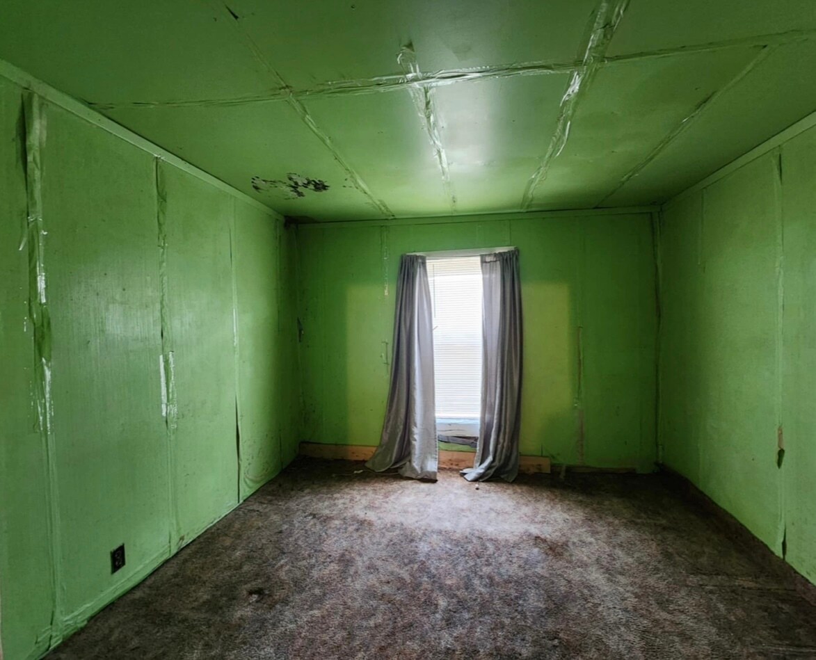 Building Photo - 542 S Wall St