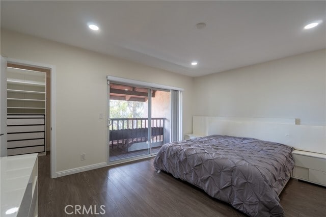 Building Photo - 7757 Vía Rosa Maria