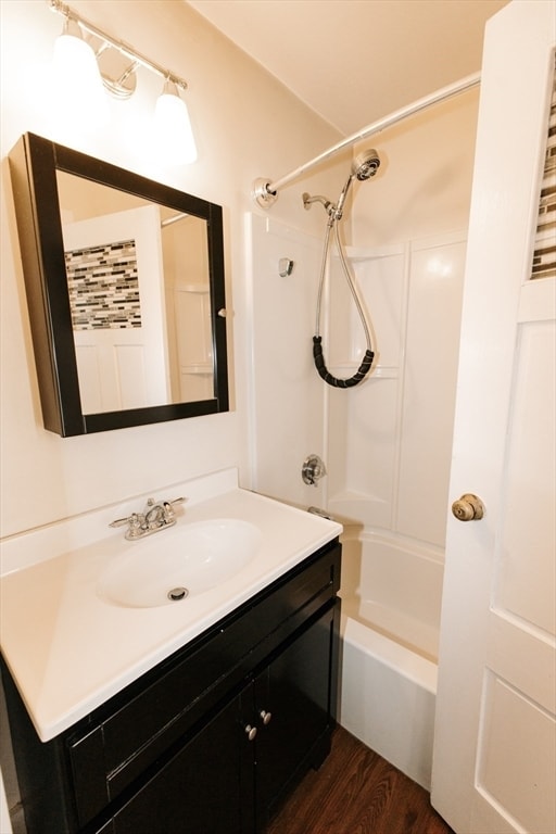 Building Photo - 76 Market St