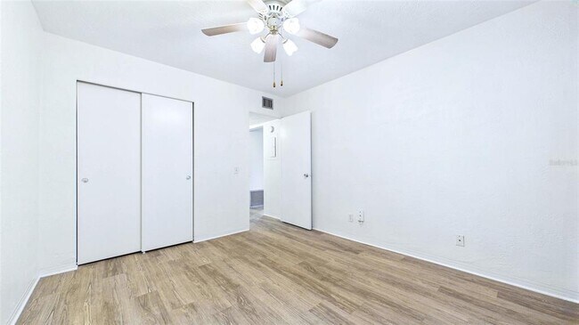 Building Photo - 2454 Australia Way E