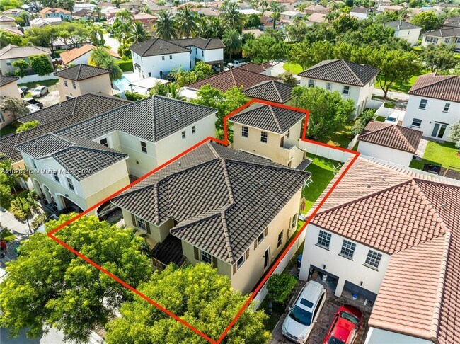 Building Photo - 16946 SW 90th Terrace