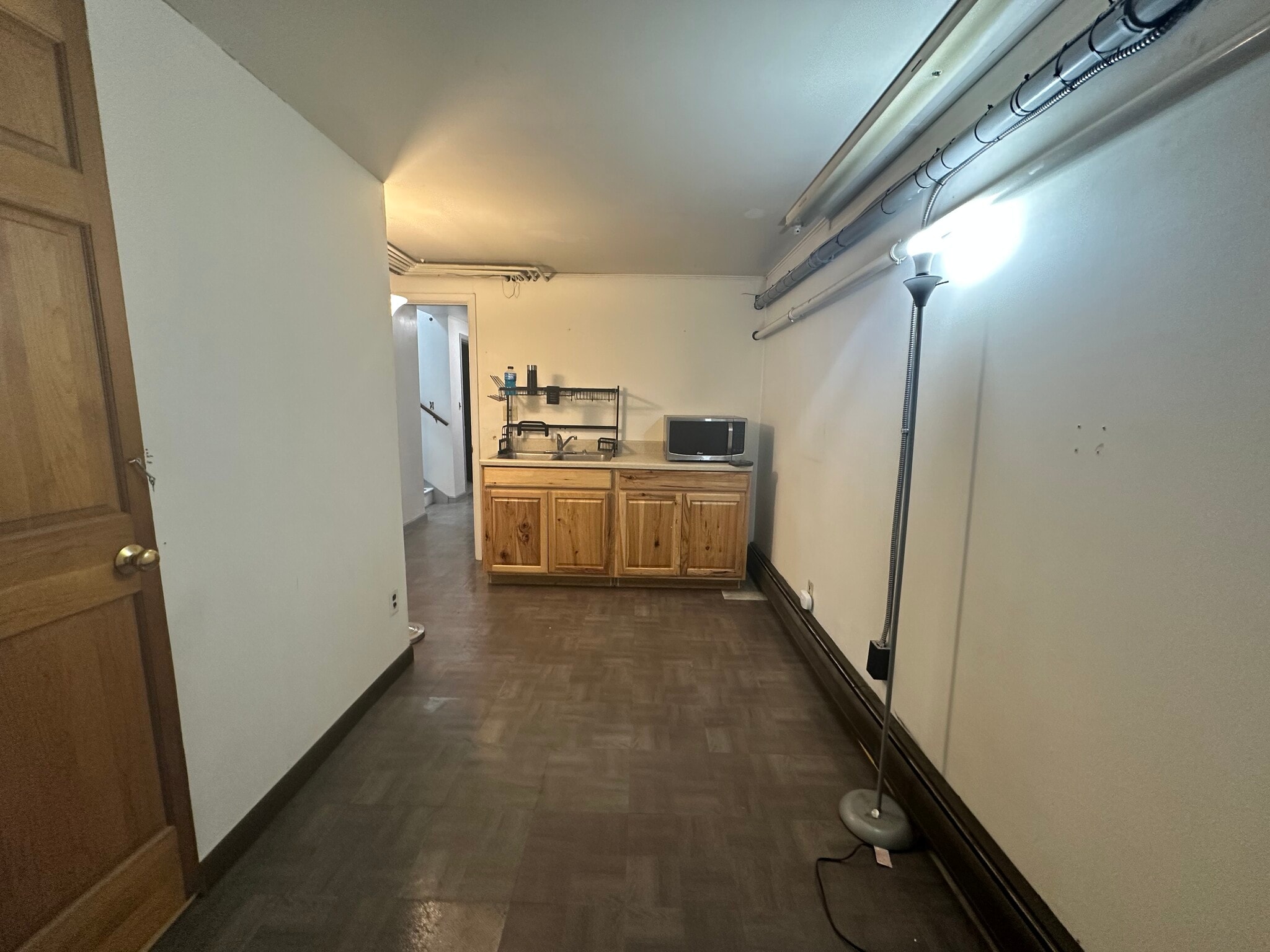 Downstairs Kitchenette/Storage Area - 142 Bunker Hill Cir