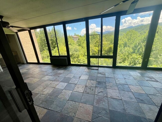 Primary Photo - One-Level Condo -- Just Minutes from Town!!!!