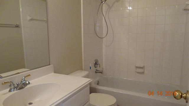 Building Photo - 4512 Risinghill Dr